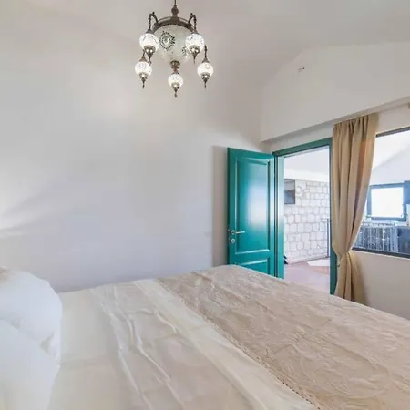 Appartamento Mini Palais